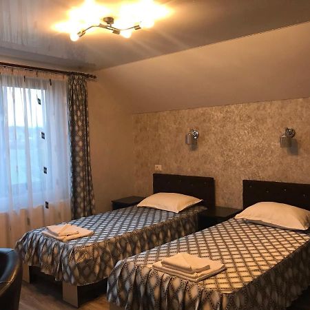 Appartement Casa Brâncușiana à Târgu Jiu Extérieur photo