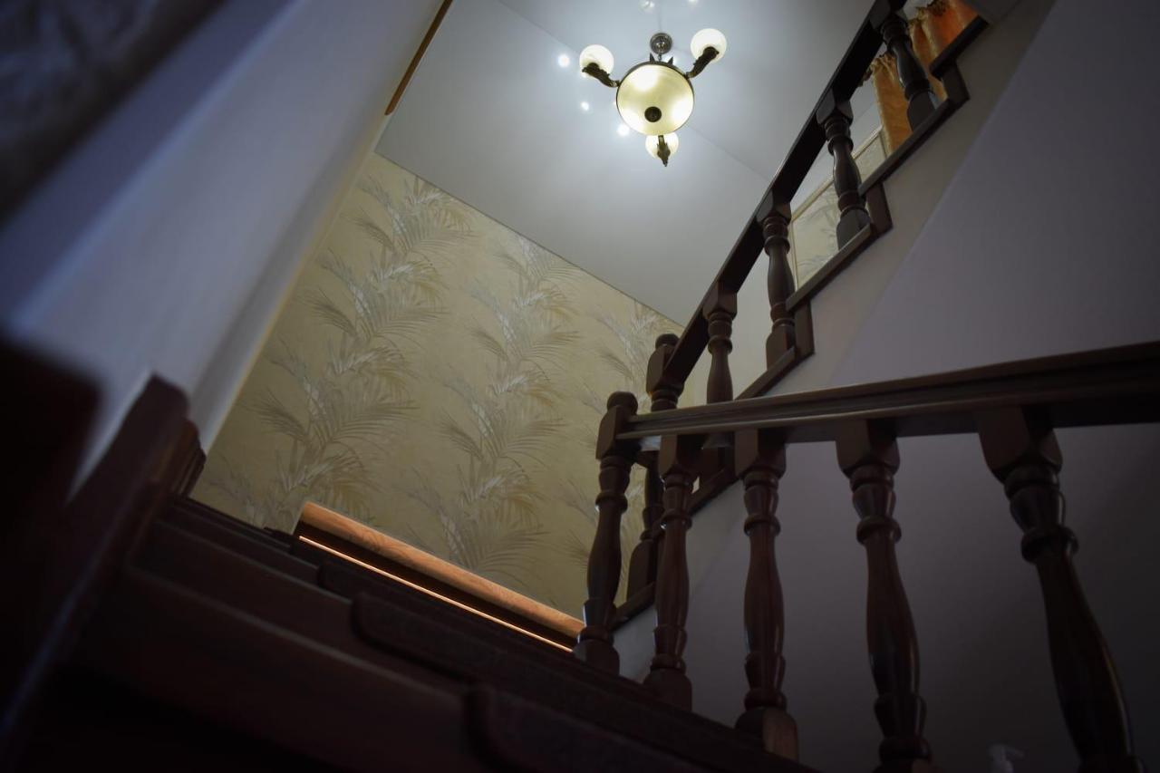 Appartement Casa Brâncușiana à Târgu Jiu Extérieur photo