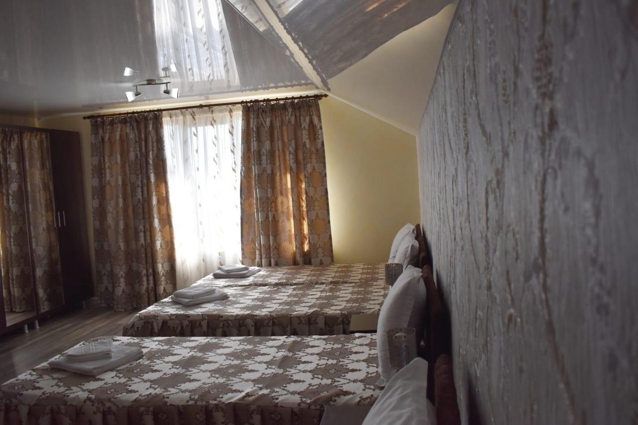 Appartement Casa Brâncușiana à Târgu Jiu Extérieur photo