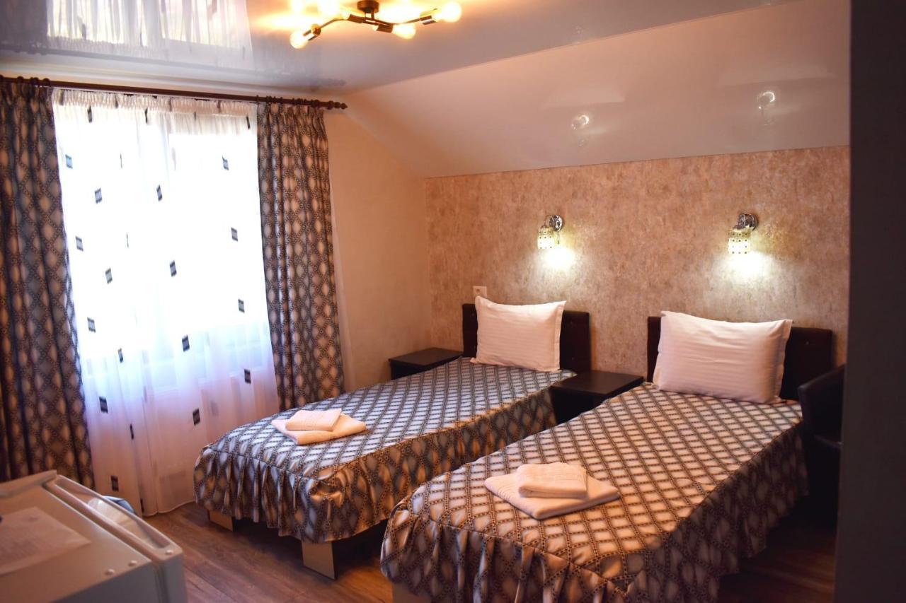 Appartement Casa Brâncușiana à Târgu Jiu Extérieur photo