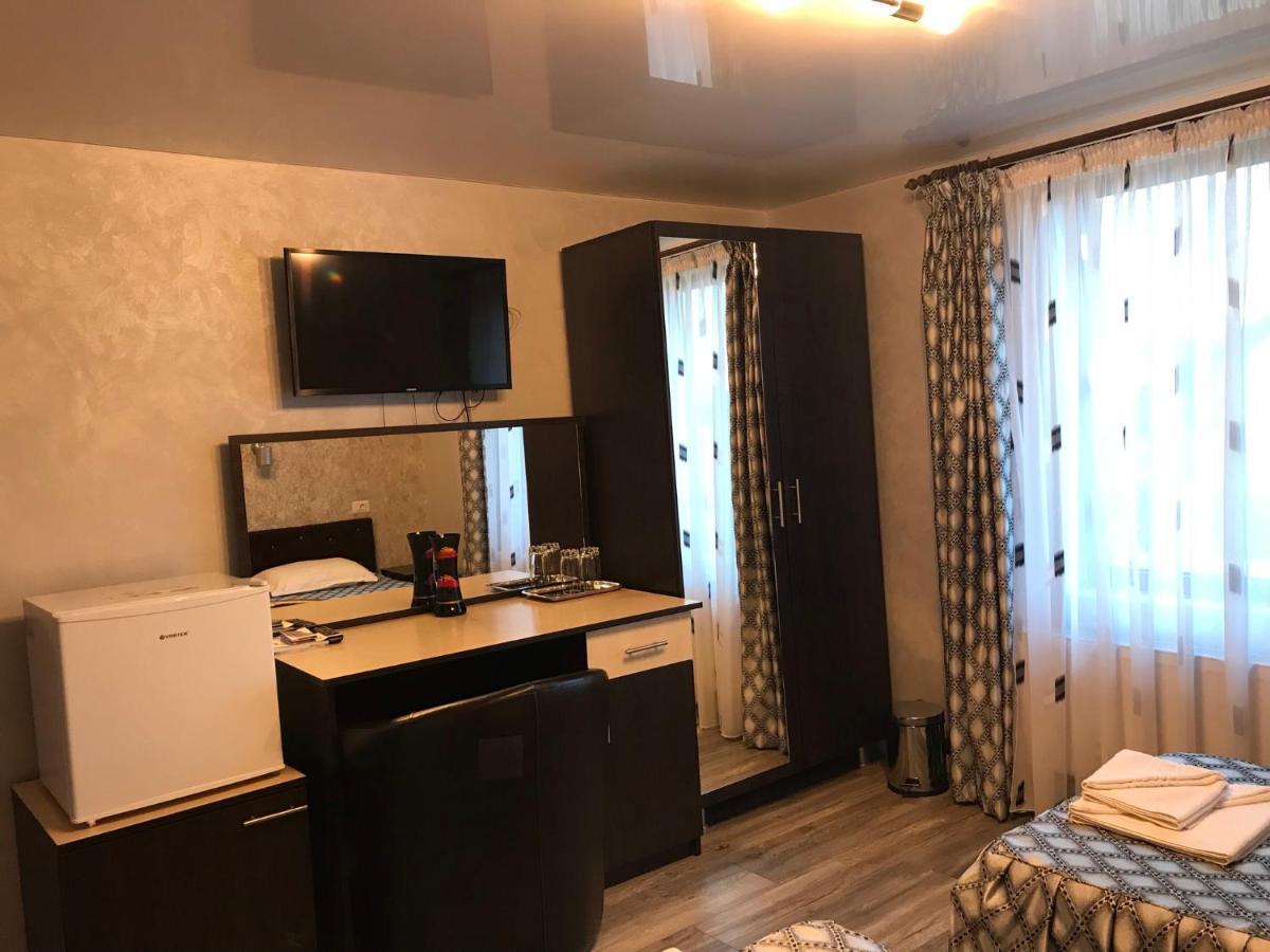 Appartement Casa Brâncușiana à Târgu Jiu Extérieur photo